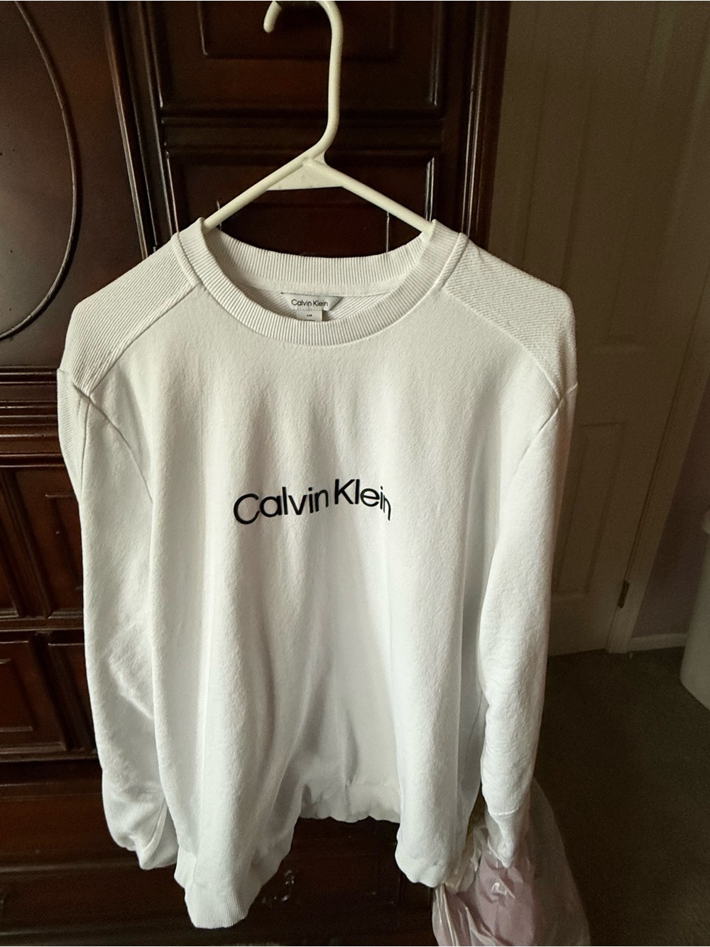 Calvin Klein White Crewneck Sweatshirt with Black Logo Size L